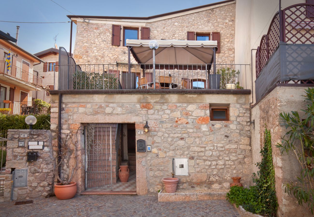 Ferienwohnung in Torri del Benaco - Casa Delle Stelle with Terrace