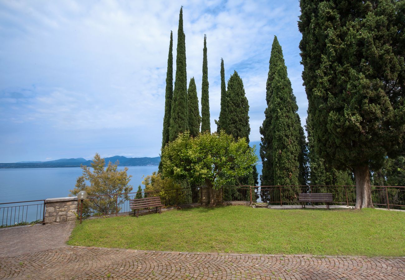 Ferienwohnung in Torri del Benaco - Apartment La Casa Di  Arianna