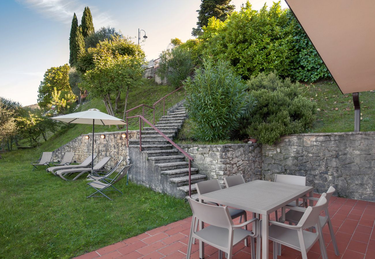 Appartamento a Torri del Benaco - Greenery Loft With Lake View