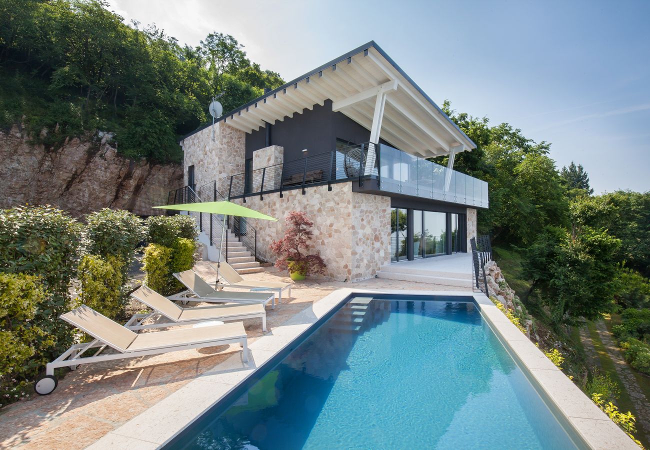 Villa a San Zeno di Montagna - Only Adult Villa Montelago With Pool