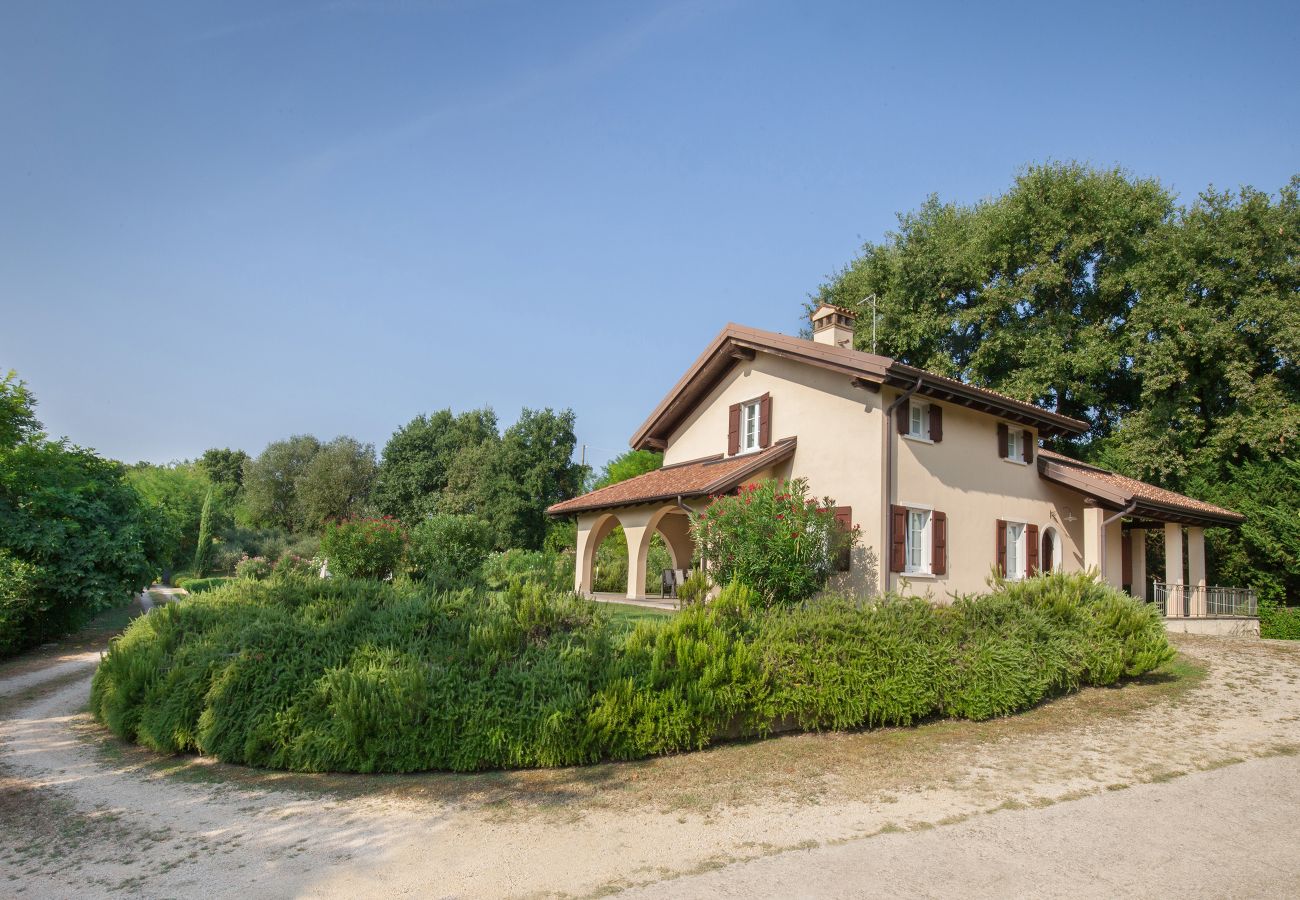 Villa in Lazise - Villa Gasco With Pool